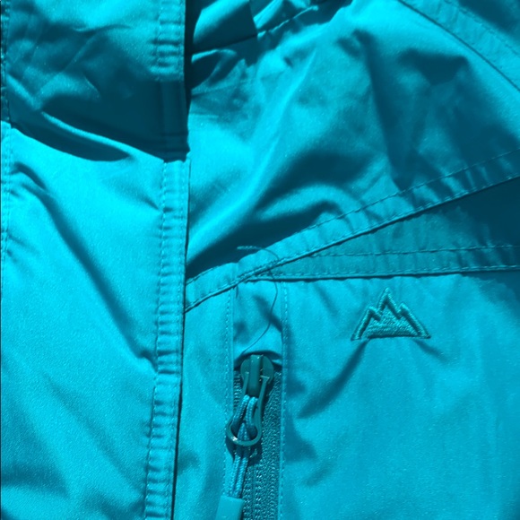 Teal snow coat! Never worn! - Picture 2 of 5